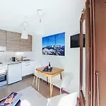 Blanc Neige By Interhome Appartement *