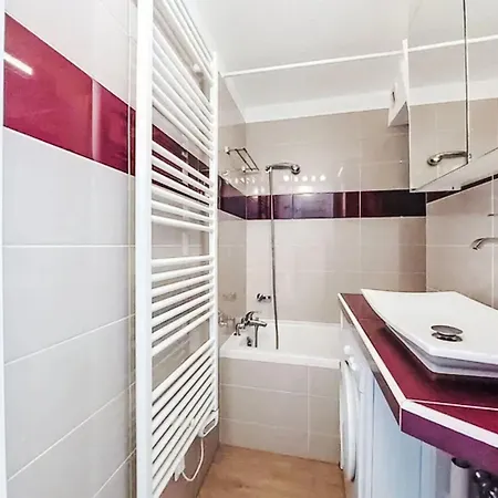 Apartamento Blanc Neige By Interhome *